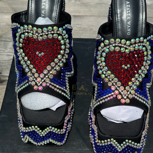 Azalea Wang - Picture 8 of 10